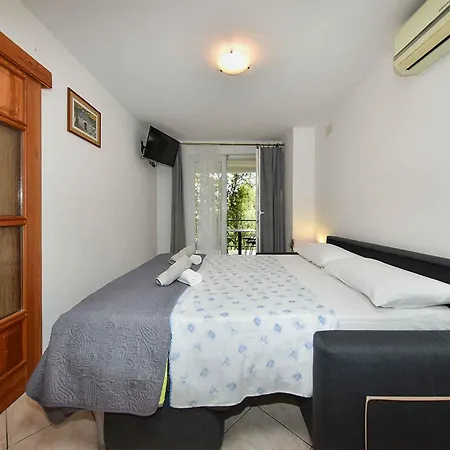 Near In Rovinj-istrien 26276 Appartement Rovinj